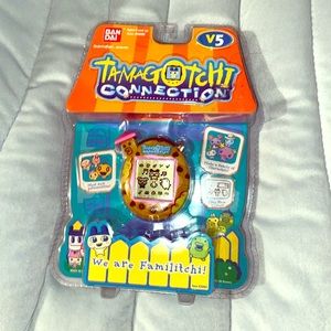 Tamagotchi v5 unopened new